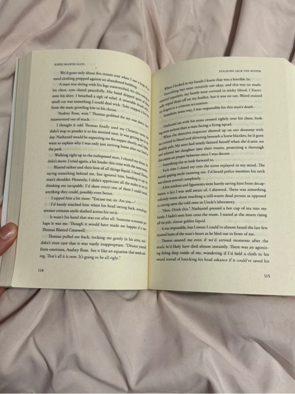 Stalking Jack the Ripper by Kerri Maniscalco - Paperback - Picture 2 of 4